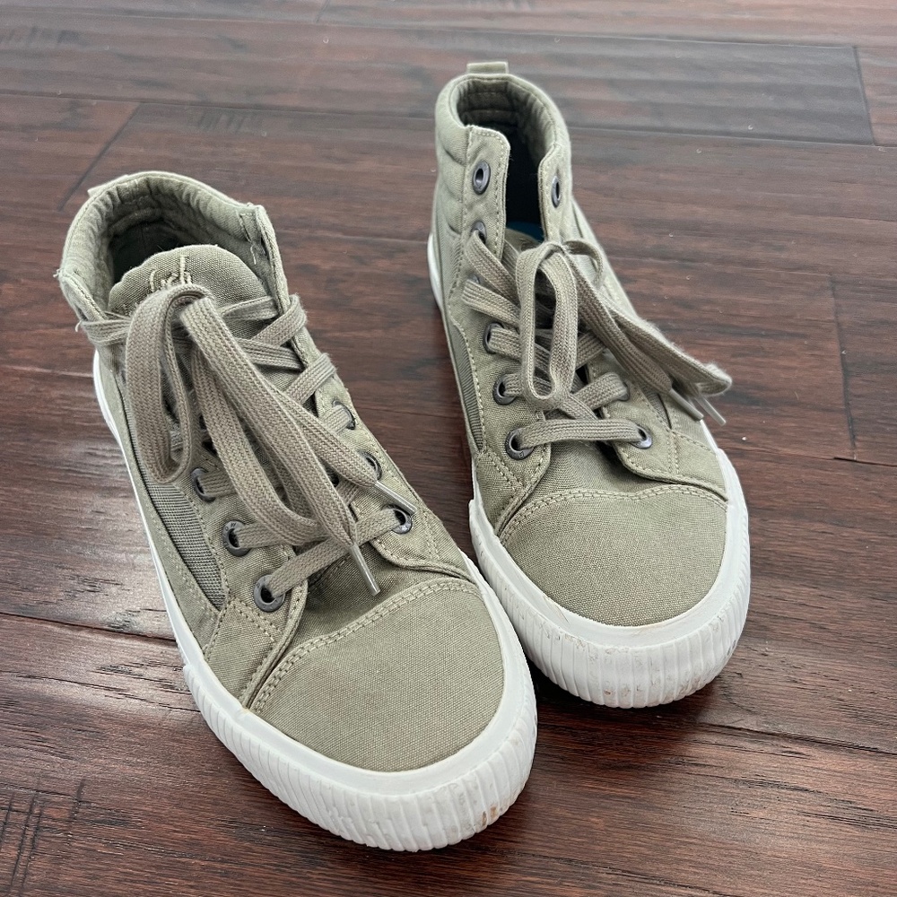 Army Green Blowfish Canvas Hi Top Size 10